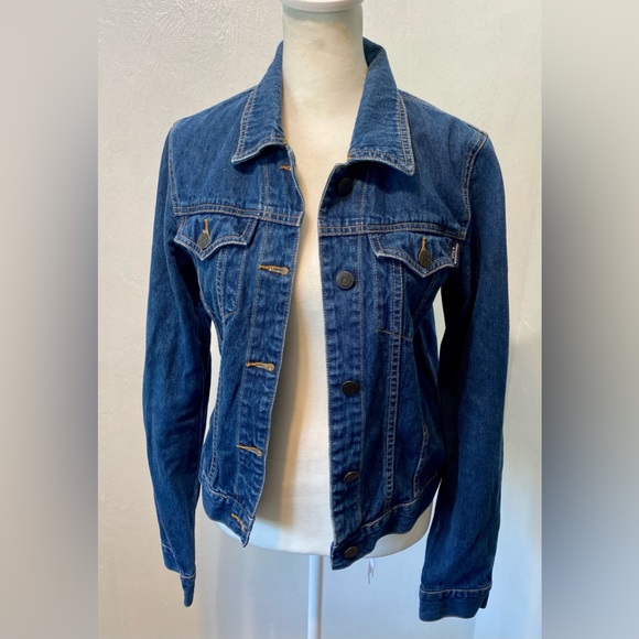 Abercrombie & Fitch Jackets & Blazers - Abercrombie & Fitch -Blue denim jacket in great condition.Size S